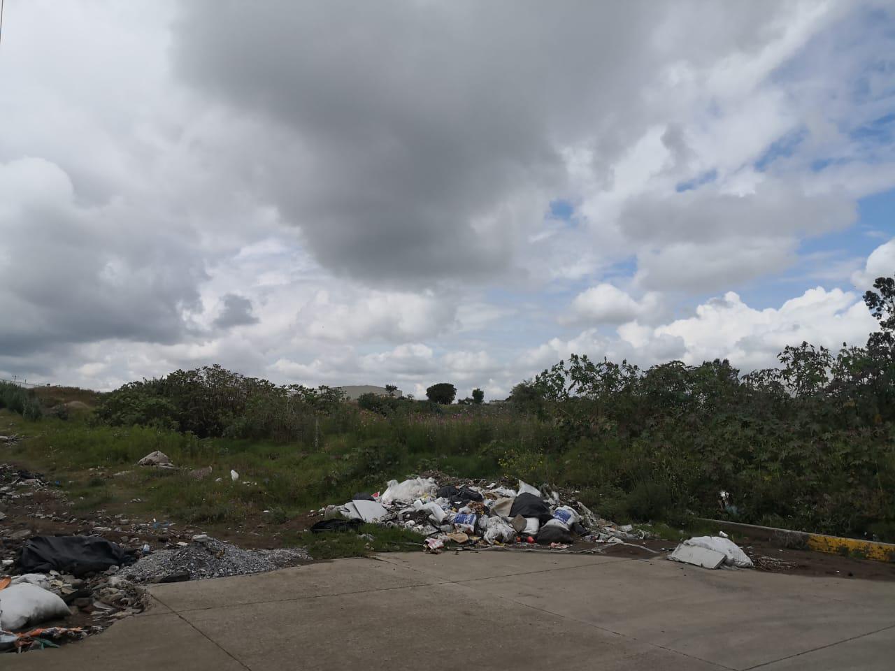 Terreno En Venta Cerca De VW Ideal Para Bodegas O Fraccionar - 3