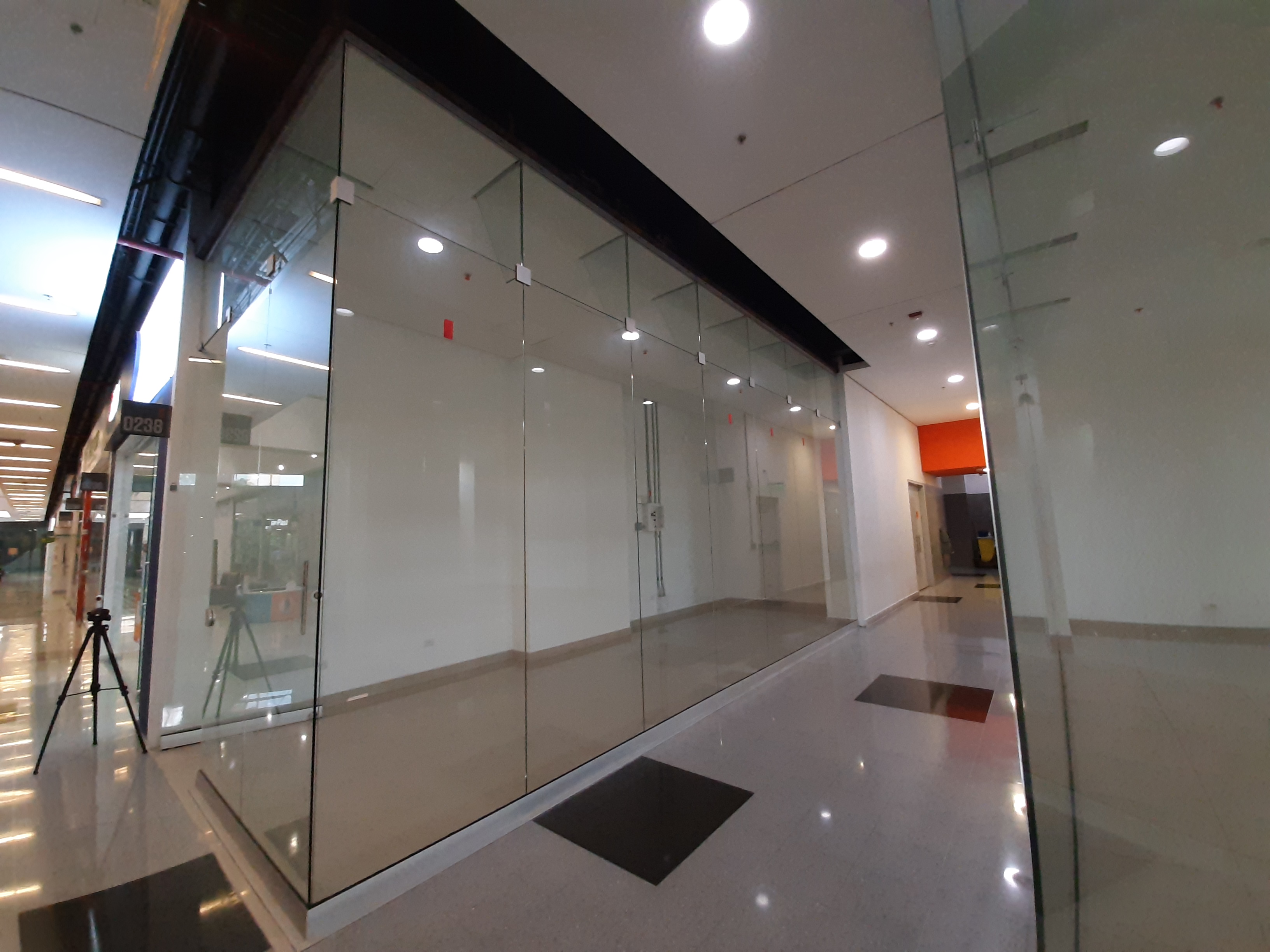 Local comercial en venta, Medellín el Chagualo, al frente de Ruta N — foto 6