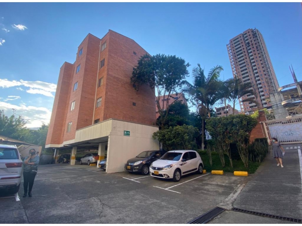 Apartamento en venta, Sector Robledo El Diamante en Medellin.