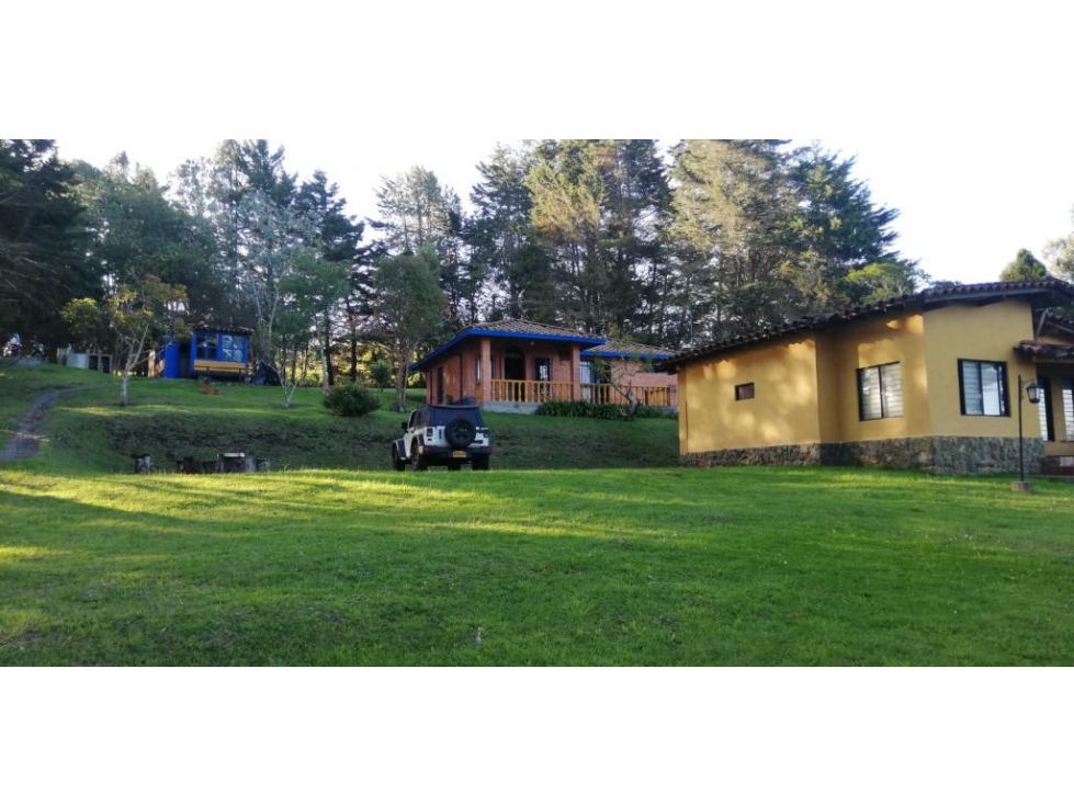Lote Comercial Vitrina en venta en ENVIGADO, sector Alto Palmas.