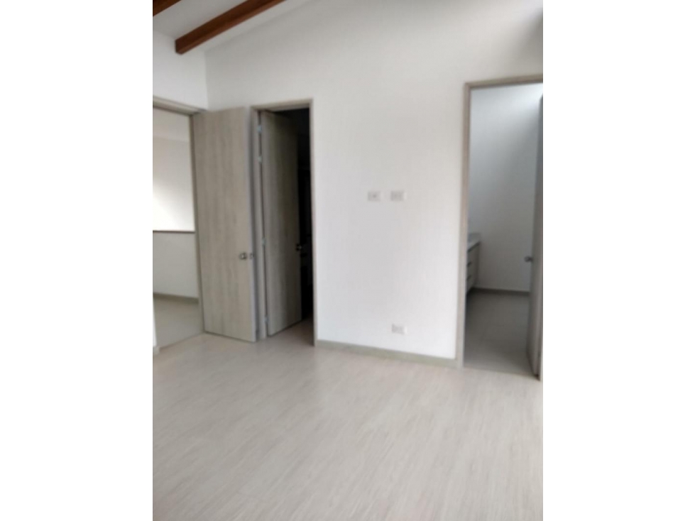 Casa en venta en Rionegro, Sector Gualanday Llanogrande — foto 3