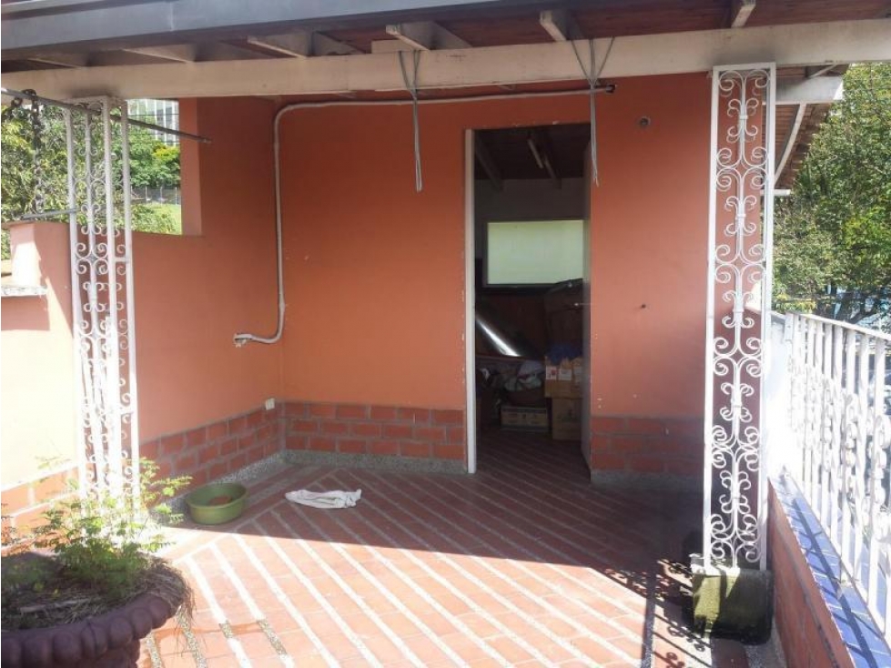 Local en Venta y Arriendo en Medellín, Sector Poblado-Aguacatala — foto 6