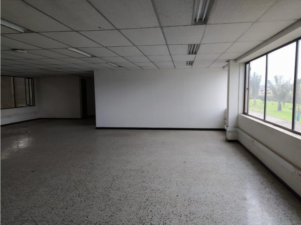 ARRIENDO BODEGA FUNZA PARQUE INDUSTRIAL.CUND. AREA 1577M2 - 6
