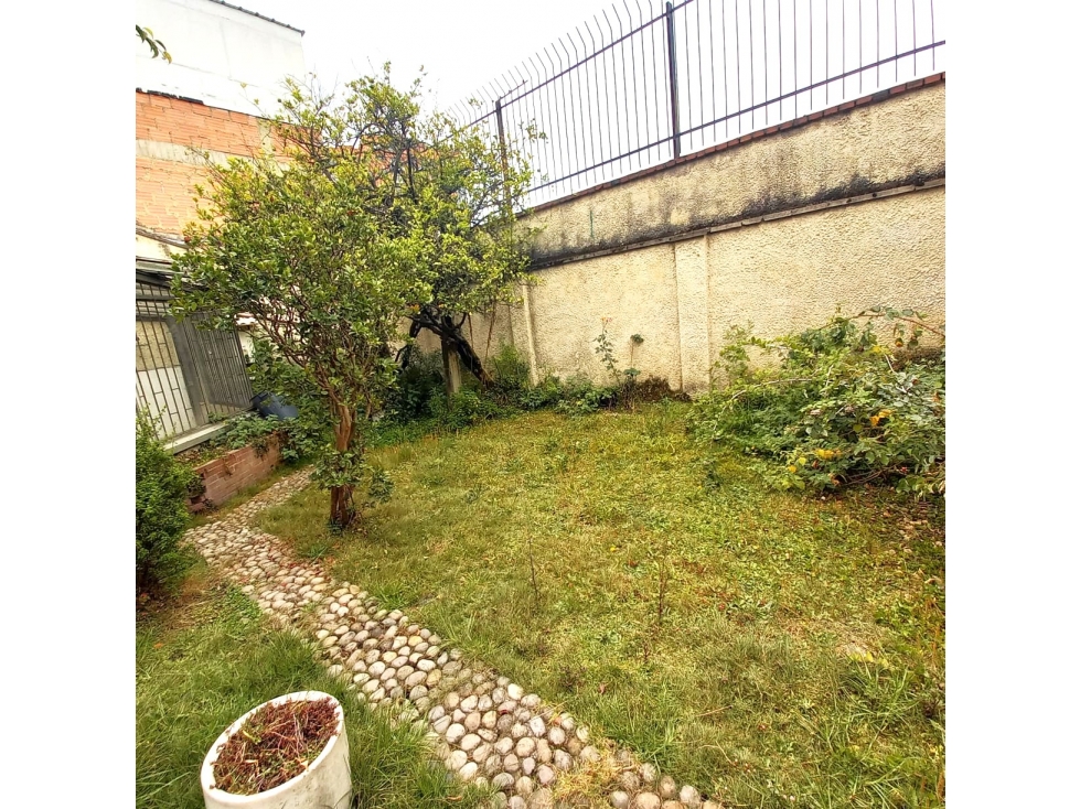 Casa en venta Barrio Ilarco $1.200 mm