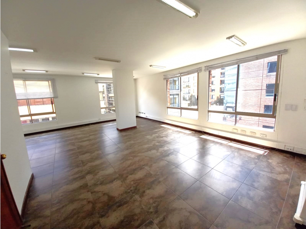 VENTA DE OFICINA 38 MTS2 CHICO $260 MM