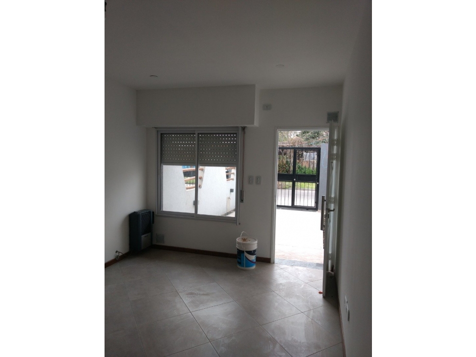 HERMOSO DUPLEX ESTILO MINIMALISTA en ALQUILER. VILLA TESEI — foto 4
