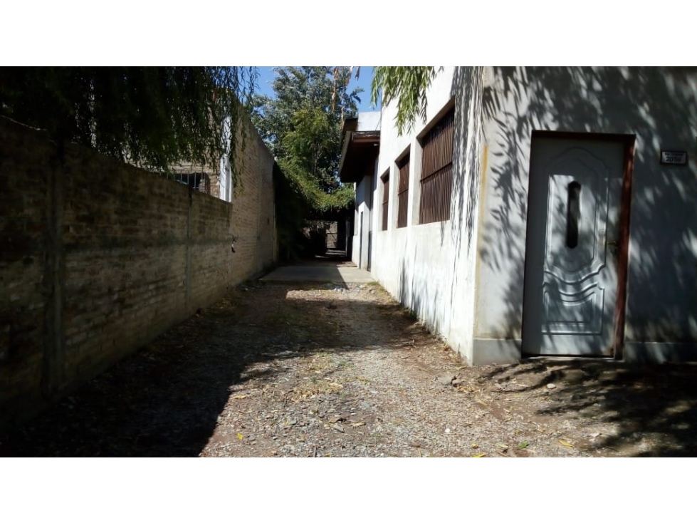 IMPORTANTE GALPON EN VENTA ZONA INDUSTRIAL. RETASADO!! - 3