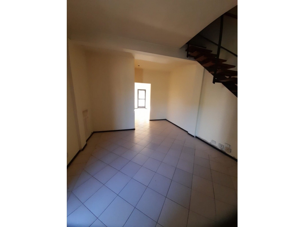 AMPLIO DUPLEX 4 AMBIENTES EN ALQUILER. ITUZAINGO NORTE - 2