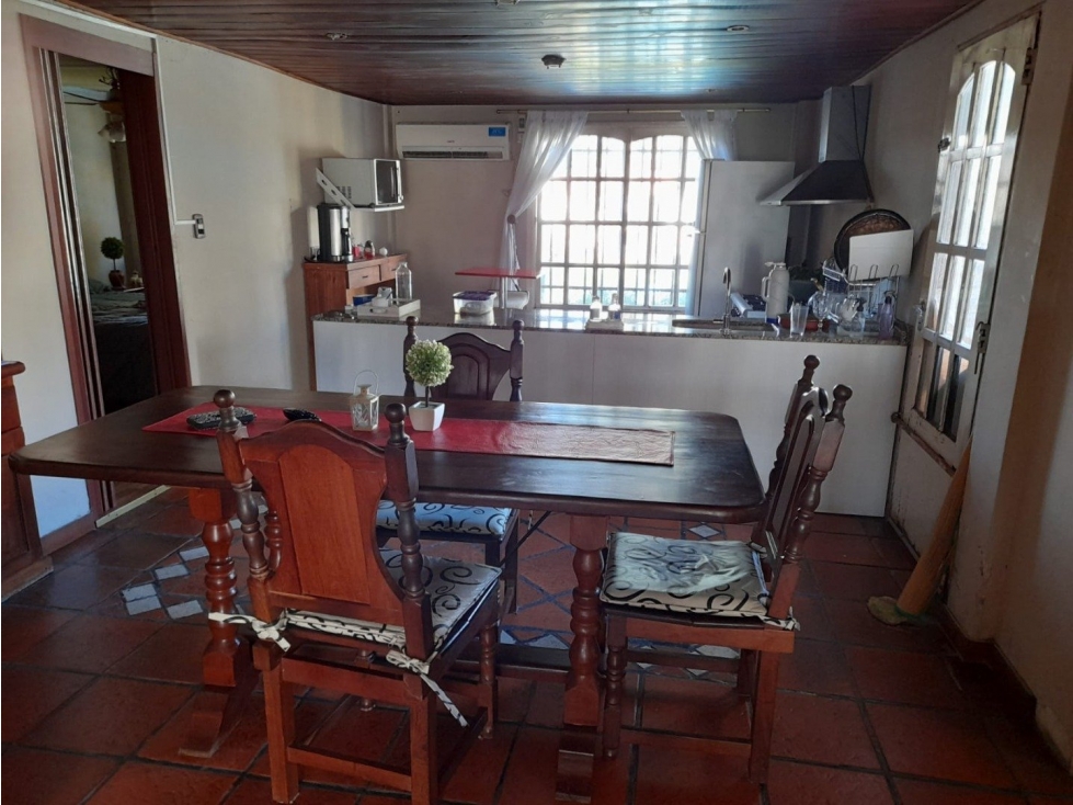 HERMOSO CHALET ITUZAINGO NORTE. MUY BUENA UBICACION - 5