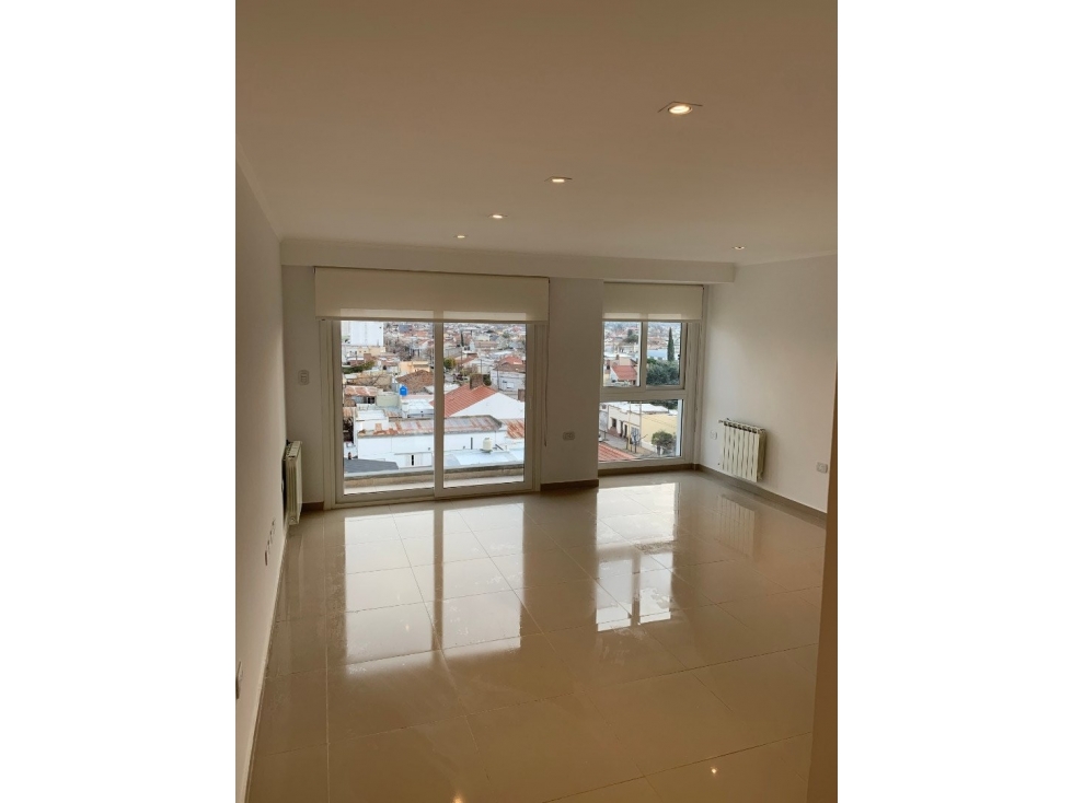 PISO ENTERO en Laprida Nº75 - Regina 1 - Nuevito !! — foto 2