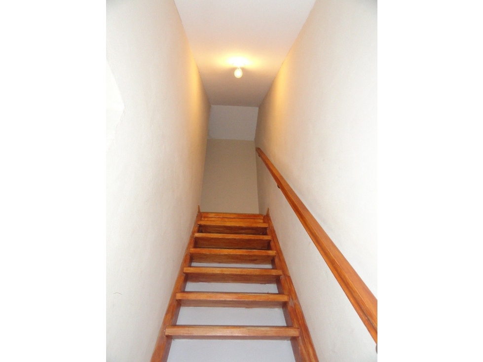 SR. INVERSOR!!!! Oportunidad unica! 2 DEPTOS. en Barrio Residencial! - 4