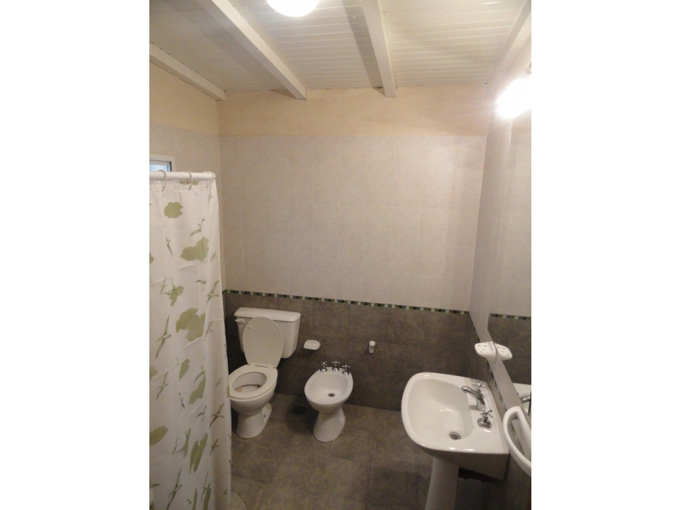 SR. INVERSOR!!!! Oportunidad unica! 2 DEPTOS. en Barrio Residencial! - 5
