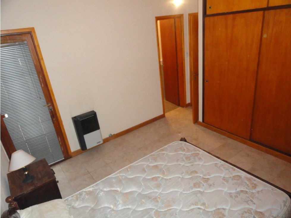 SR. INVERSOR!!!! Oportunidad unica! 2 DEPTOS. en Barrio Residencial! - 6
