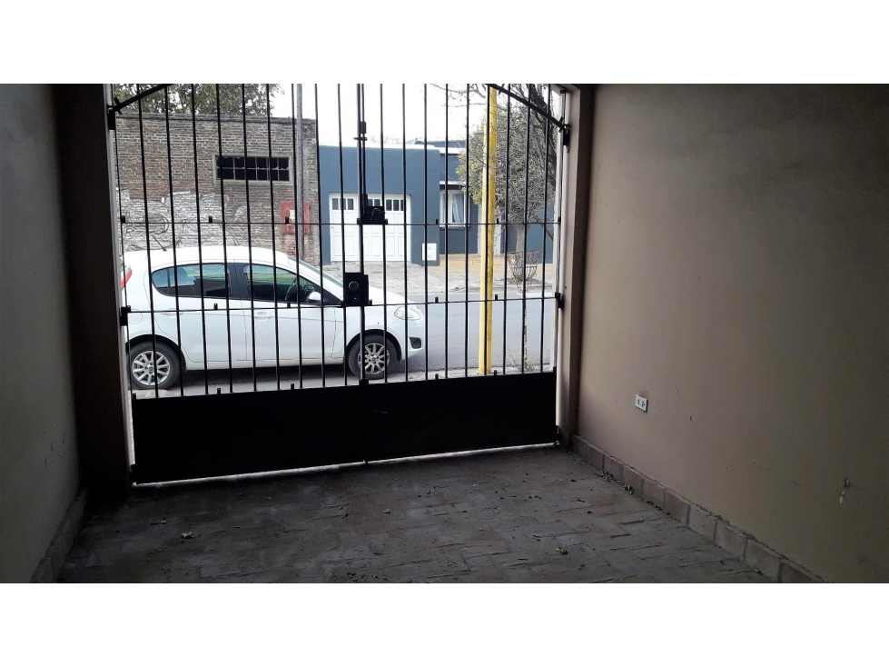 CASA COMODA Y COMPLETA — foto 3