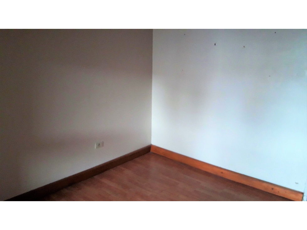 CASA COMODA Y COMPLETA — foto 4