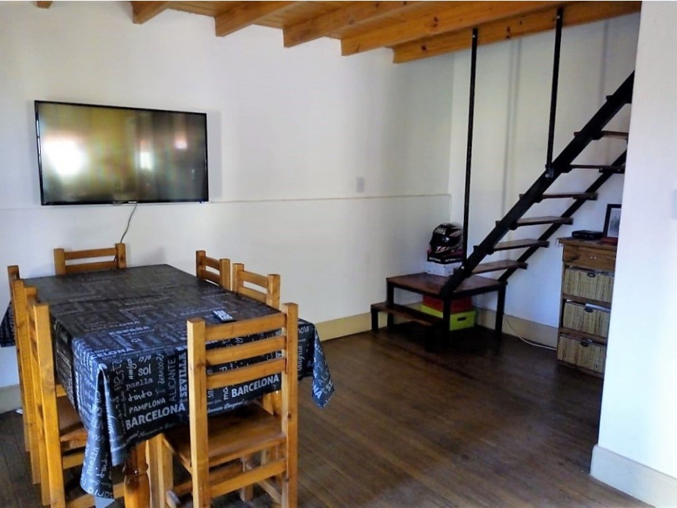 COMPLEJO DE 3 DEPARTAMENTOS EN BLOQUE CON RENTA - SOBRE AMPLIO TERRENO — foto 6