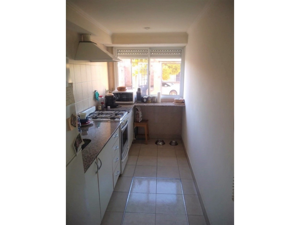 AMPLIO DEPARTAMENTO DE 1 DORMITORIO - PLANTA BAJA EN GRAN UBICACION! — foto 6