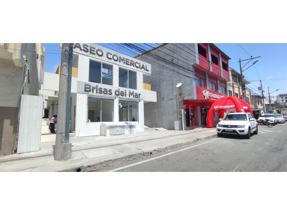 LA LIBERTAD SANTA ELENA PASE COMERCIAL CON 8 LOCALES EN VENTA - 4
