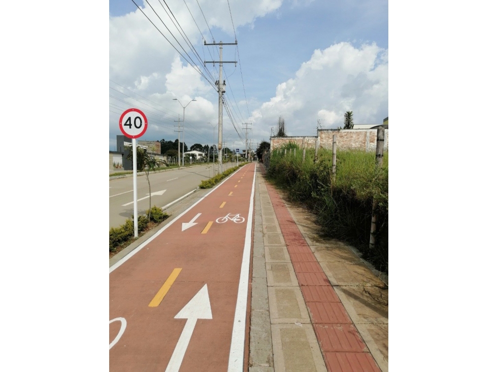 Lote sobre la 53 Norte - El Tablazo