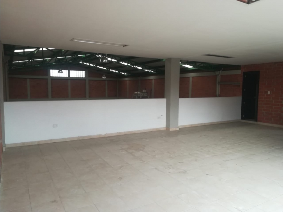 BODEGA EN PARQUE EMPRESARIAL - 4