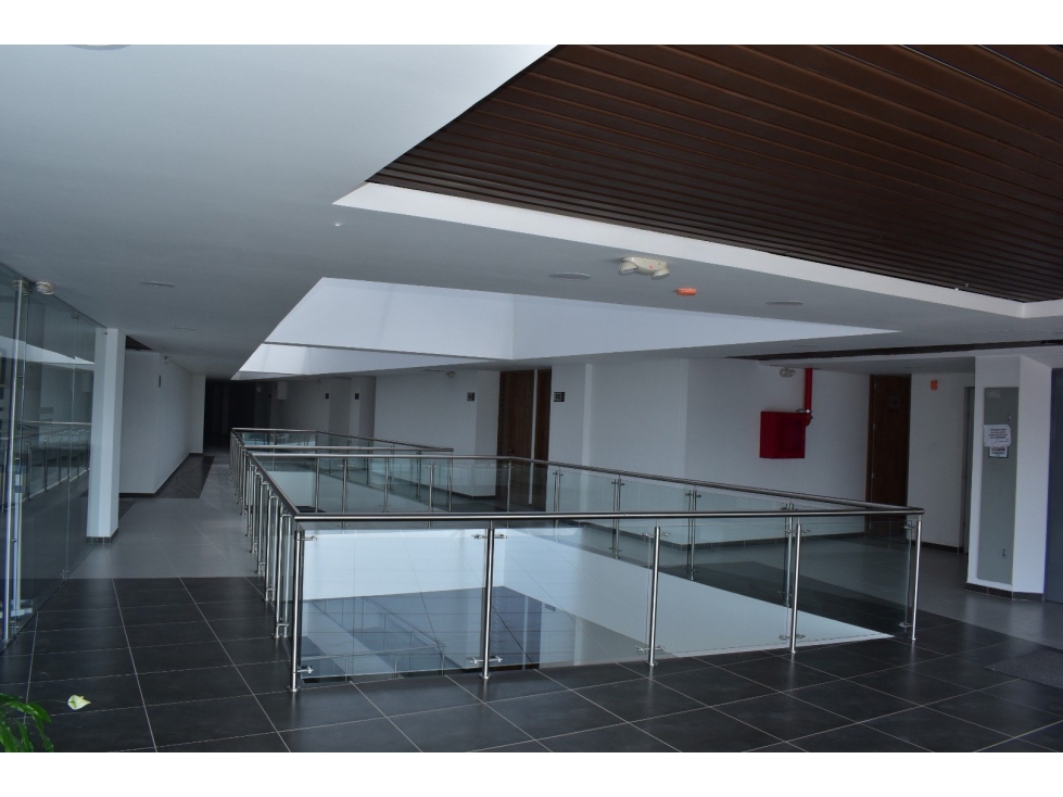 OFICINA en centro empresarial IKONOS - 3