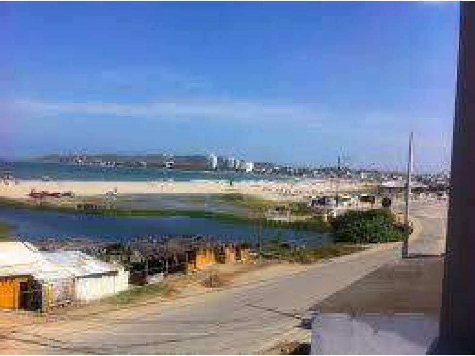 Casa Frente al Mar en Playas / Oceanfront House in Playas - 2