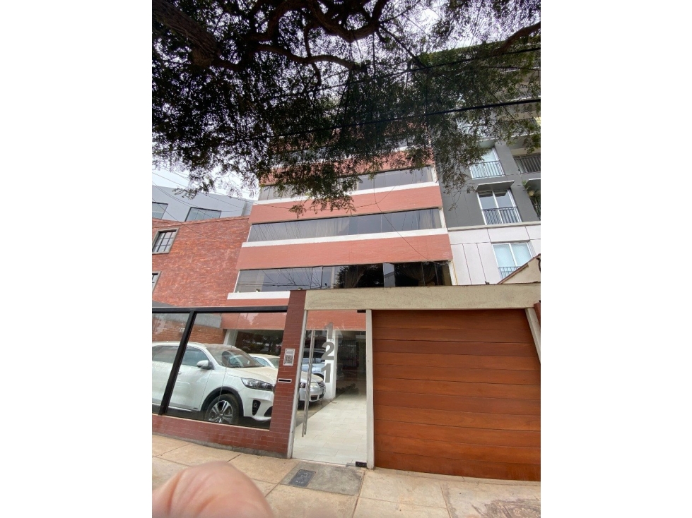 VENTA Miraflores, 1 Dor. cerca Colegio San Silvestre General Cordova - 3