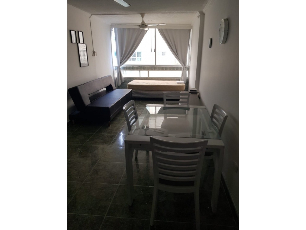 APARTAMENTO EN VENTA AMOBLADO EN EL LAGUITO 1 ALCOBA BUEN PRECIO — foto 4