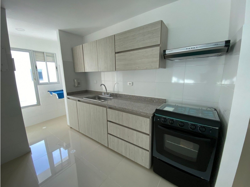 APARTAMENTO DE OPORTUNIDAD EN MANGA VISTA INTERNA PISO ALTO — foto 6