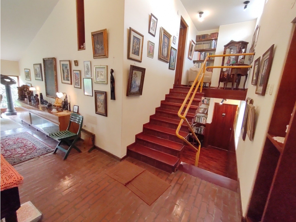 LA MOLINA - VENTA LINDA CASA - ÁREA 484 m2 — foto 6