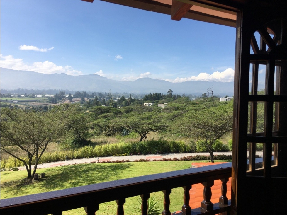 CASA DE VENTA MEJOR SECTOR PUEMBO JUNTO CLUB ARRAYANES 2900m2 TERRENO — foto 2