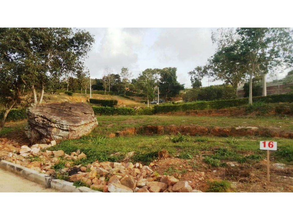 VENTA PERMUTA DE PARCELAS LOTES EN CONJUNTO EN RUITOQUE BAJO COD:090 - 5