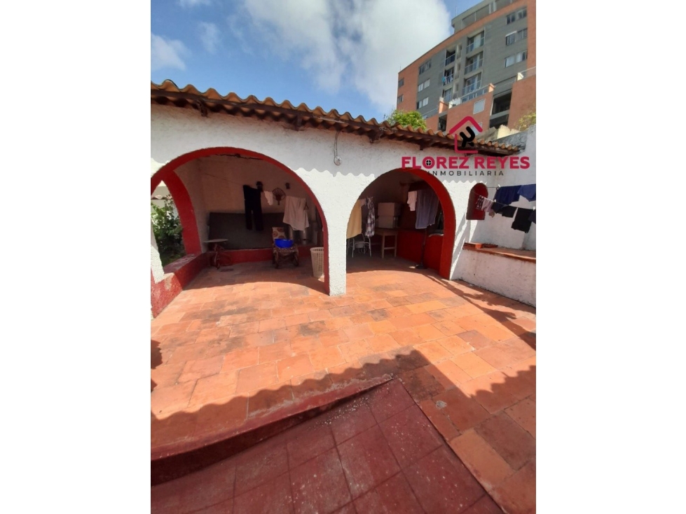 CASA AMPLIA Y LINDA (TAMBIEN COMERCIAL) NUEVO HORIZONTE — foto 2