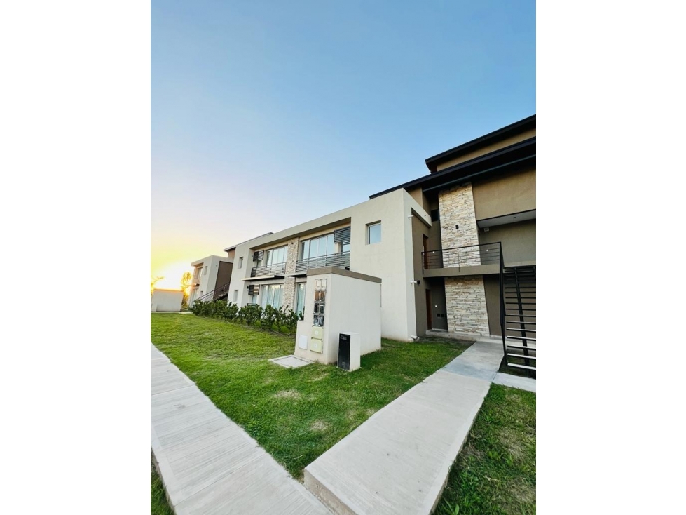 Venta Condominios En el Barrio Cerrado La Concepción - 3