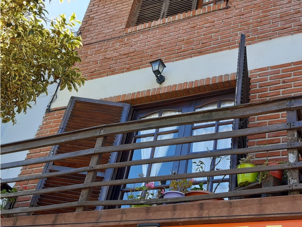 Ph 1er piso escalera zona san juan