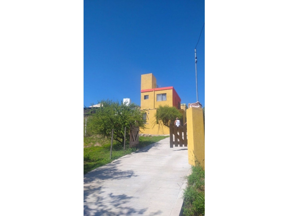 SE VENDE DOS DUPLEX AMBOS DE DOS DORMITORIOS EN CARLOS PAZ — foto 3