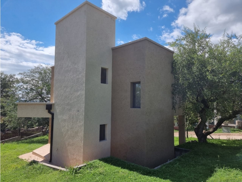 IMPERDIBLE, HERMOSA CASA A ESTRENAR EN TANTI A LA VENTA - 6