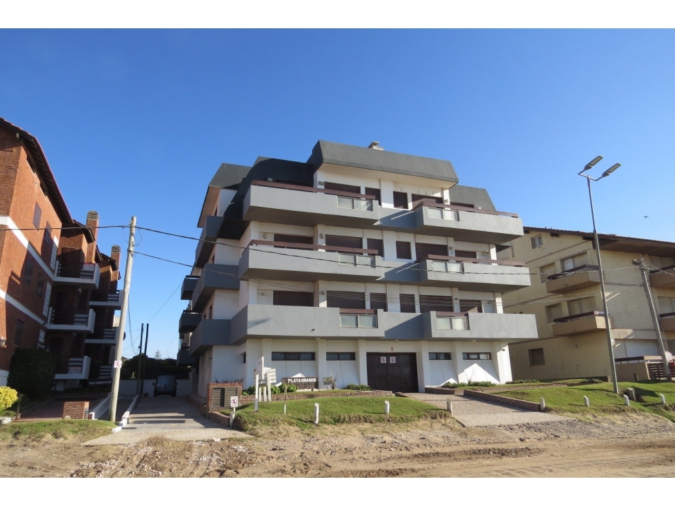 Departamento en Venta - Frente al Mar - Cochera - Terraza — foto 3