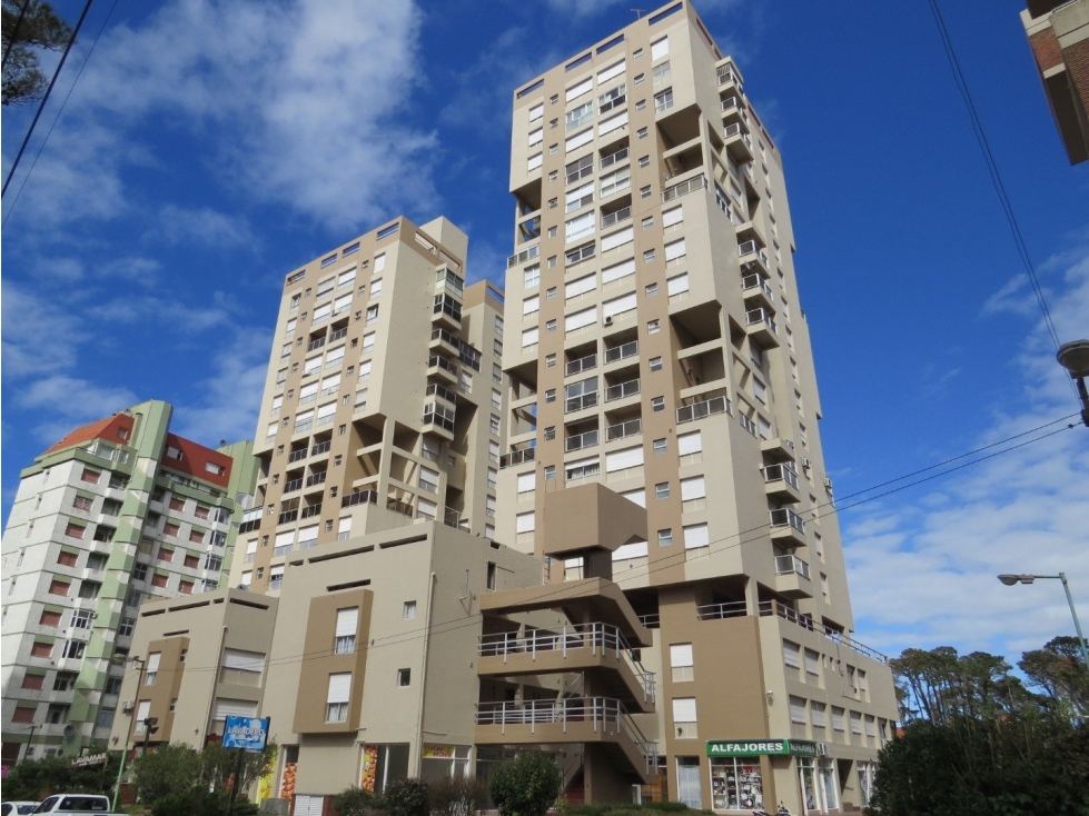 Departamento en Venta - 3 ambientes - Zona Centro - Reciclado