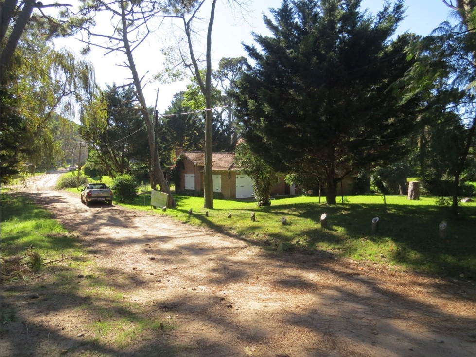 Terreno en Venta - Zona Iglesia - Parquizado - Inmejorable ubicación — foto 4