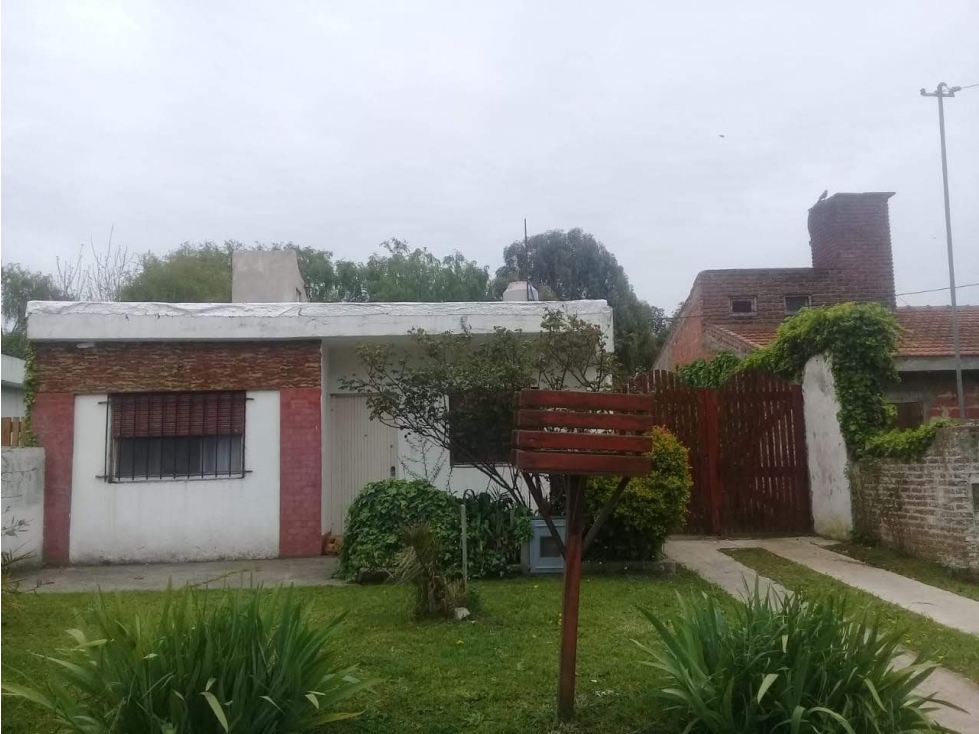 chalet- Dos viviendas y garaje ideal para dos familias — foto 2