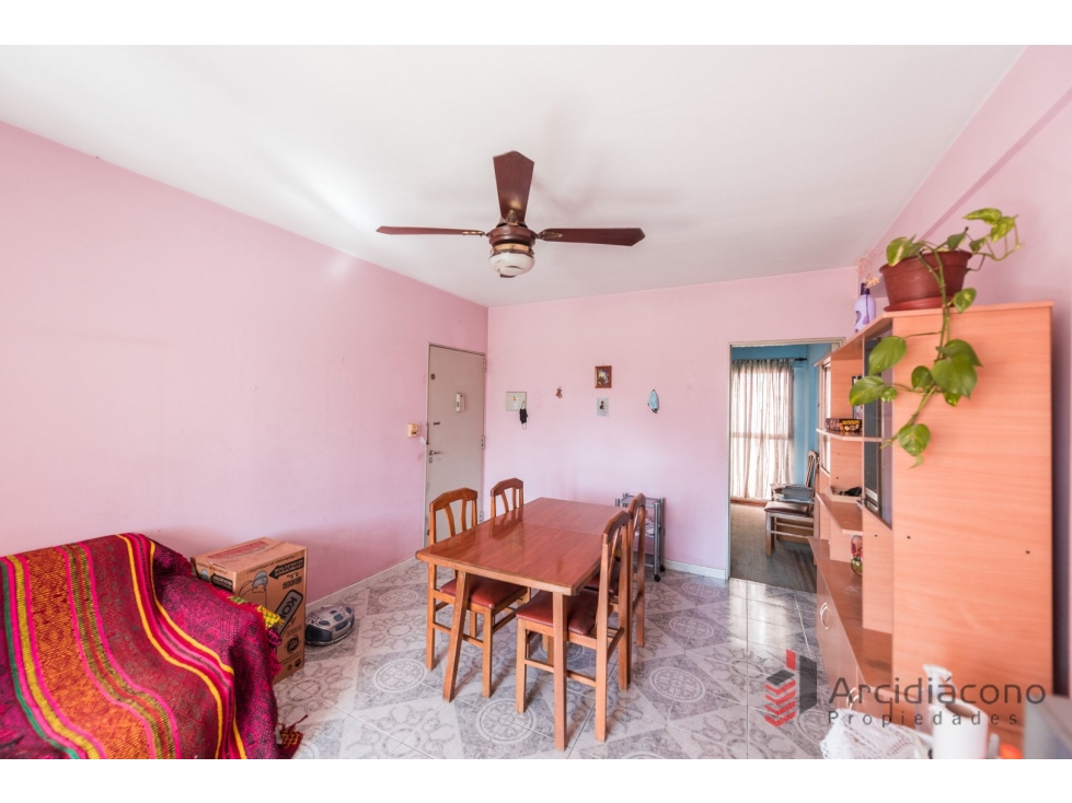 DEPARTAMENTO 2 AMBIENTES EN VENTA. BARRIO SAMORE. AV. CASTAÑARES 4501 - 2