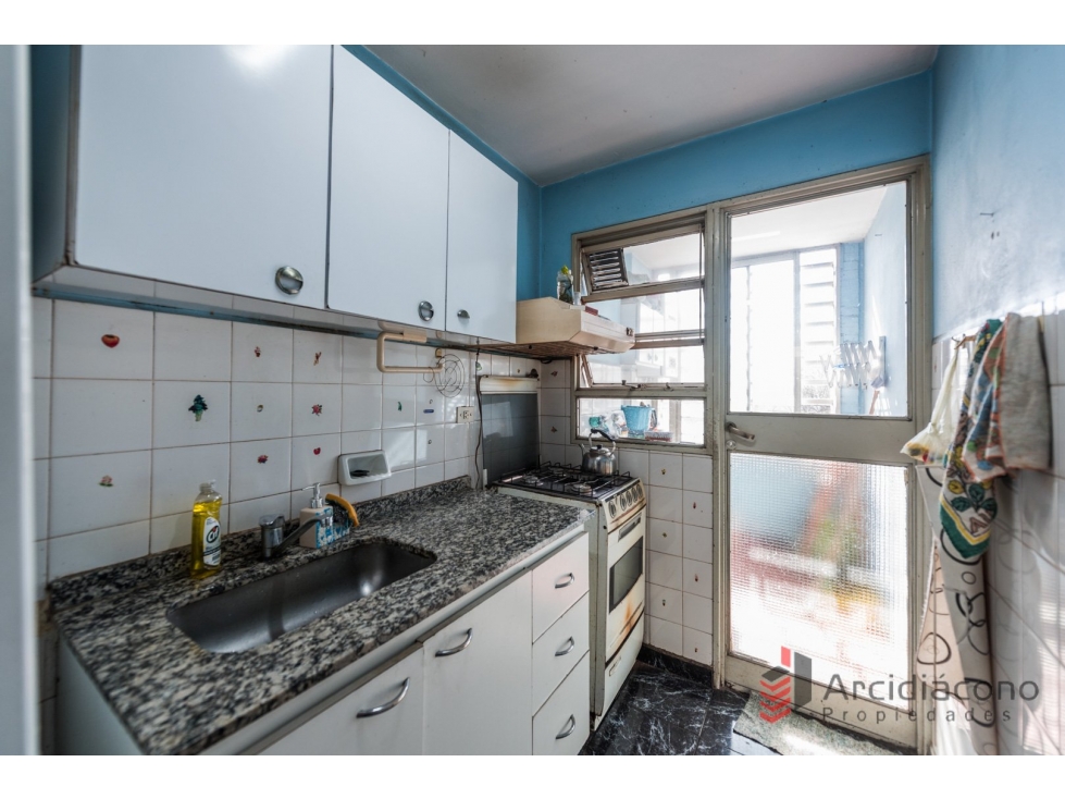 DEPARTAMENTO 2 AMBIENTES EN VENTA. BARRIO SAMORE. AV. CASTAÑARES 4501 - 5
