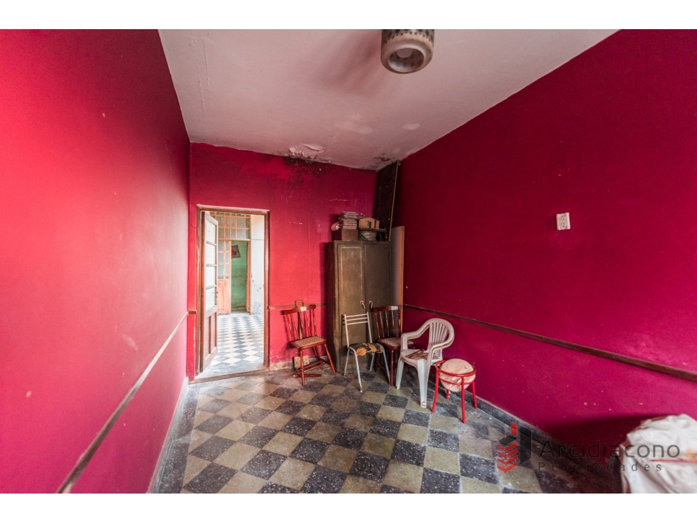 VENTA CASA CON COCHERA A REFACCIONAR/ LOTE, SAYOS 5400, VILLA LUGANO - 5