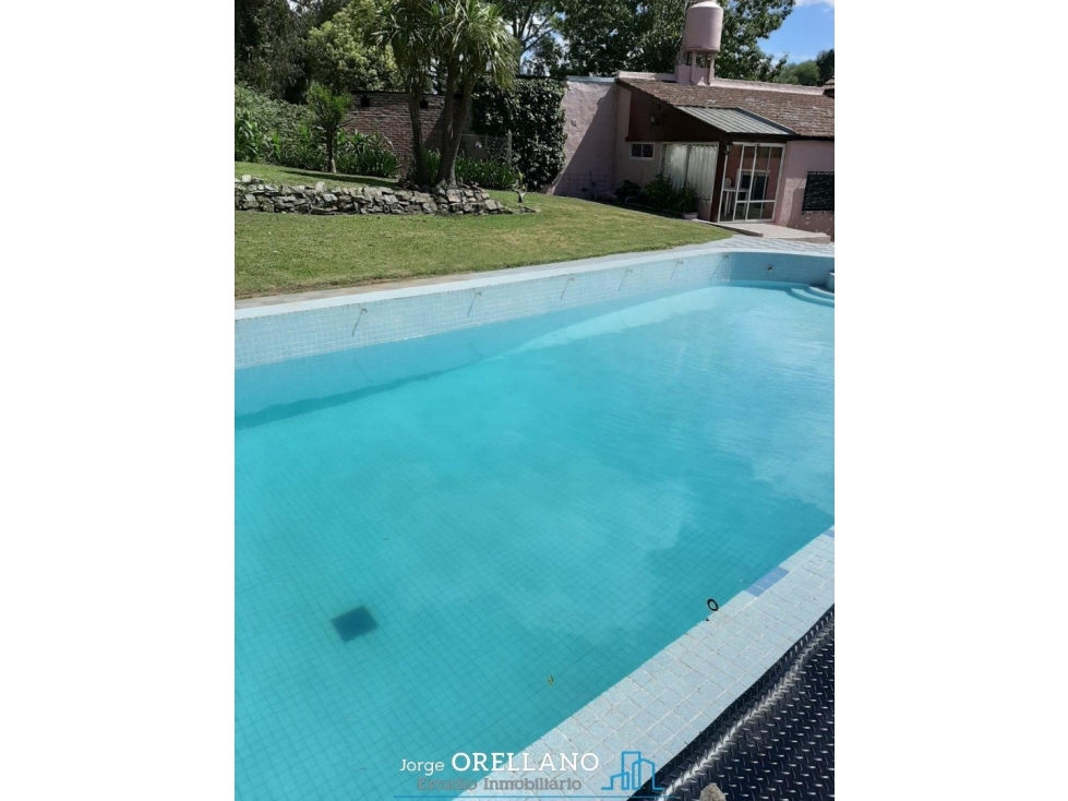 VENTA DE CASA CON DEPARTAMENTO Y PILETA EN SIERRA DE LOS PADRES — foto 6