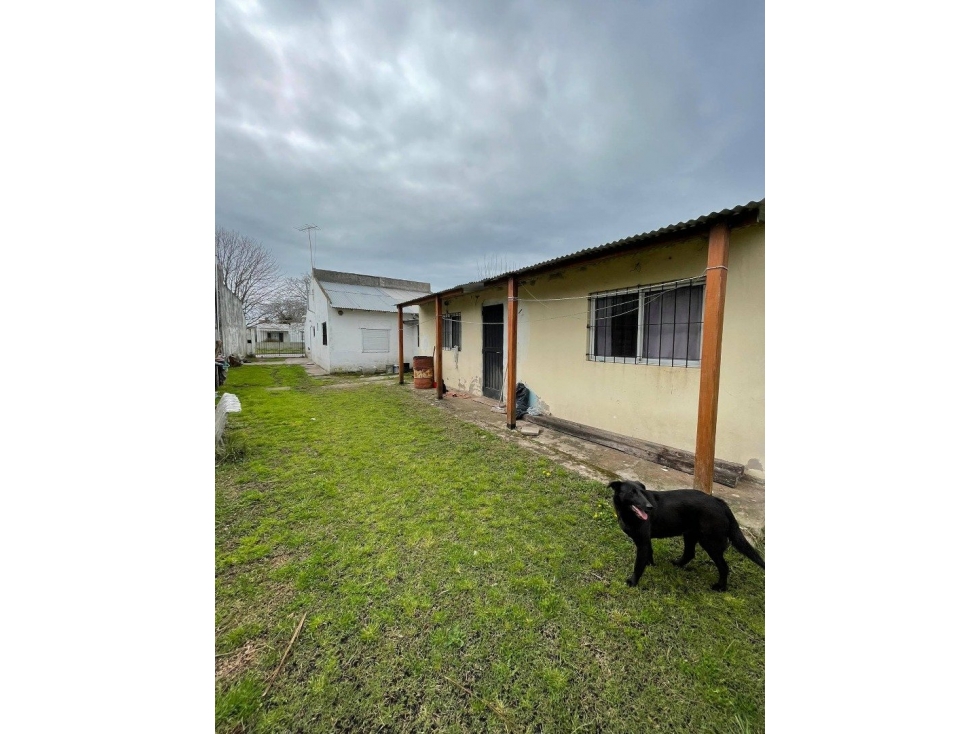 VENTA DE CASA CON LOCAL SOBRE LOTE DE 341m2 EN MIRAMAR - 5