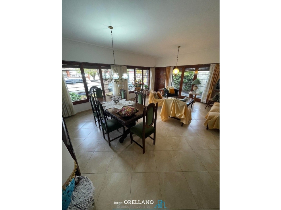 VENTA EXCELENTE CHALET CON PATIO Y PARRILLA EN FLORENCIO SANCHEZ — foto 5