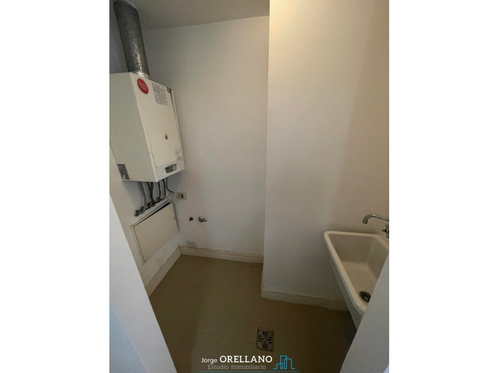 VENTA SEMIPISO 2 AMB CON COCHERA BAULERA Y PARRILLA ZONA GUEMES — foto 6