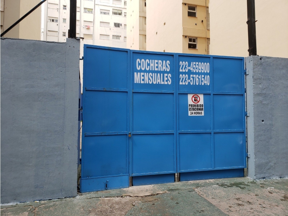 ALQUILER DE COCHERAS FIJAS SEMICUBIERTAS ZONA TRIBUNALES / MACROCENTRO — foto 2