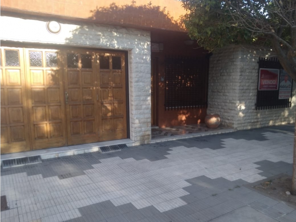 Casa en Venta Barrio Las Flores de Río Tercero - 1